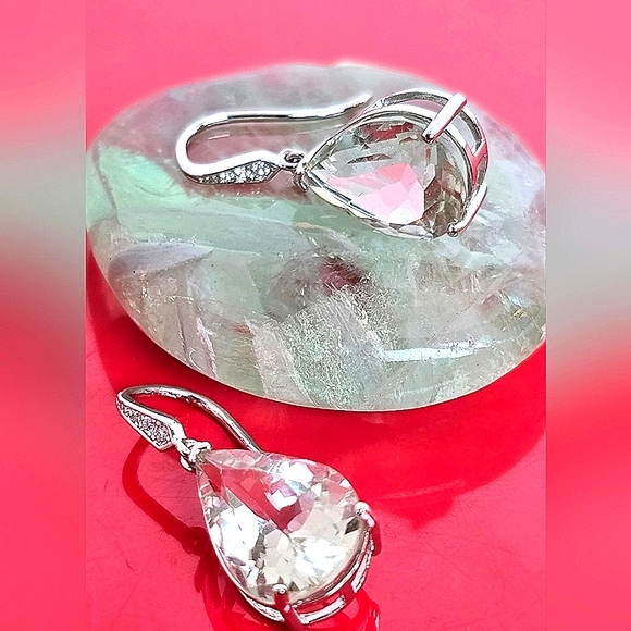 Sunny Jewels Jewelry - Natural Green Amethyst & Cz 925 Sterling Silver Earrings